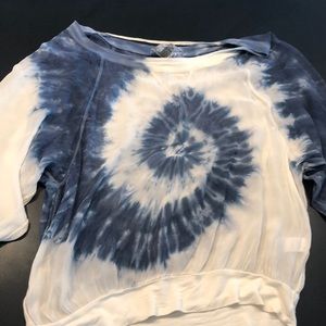 Boho tie dye long sleeve top!